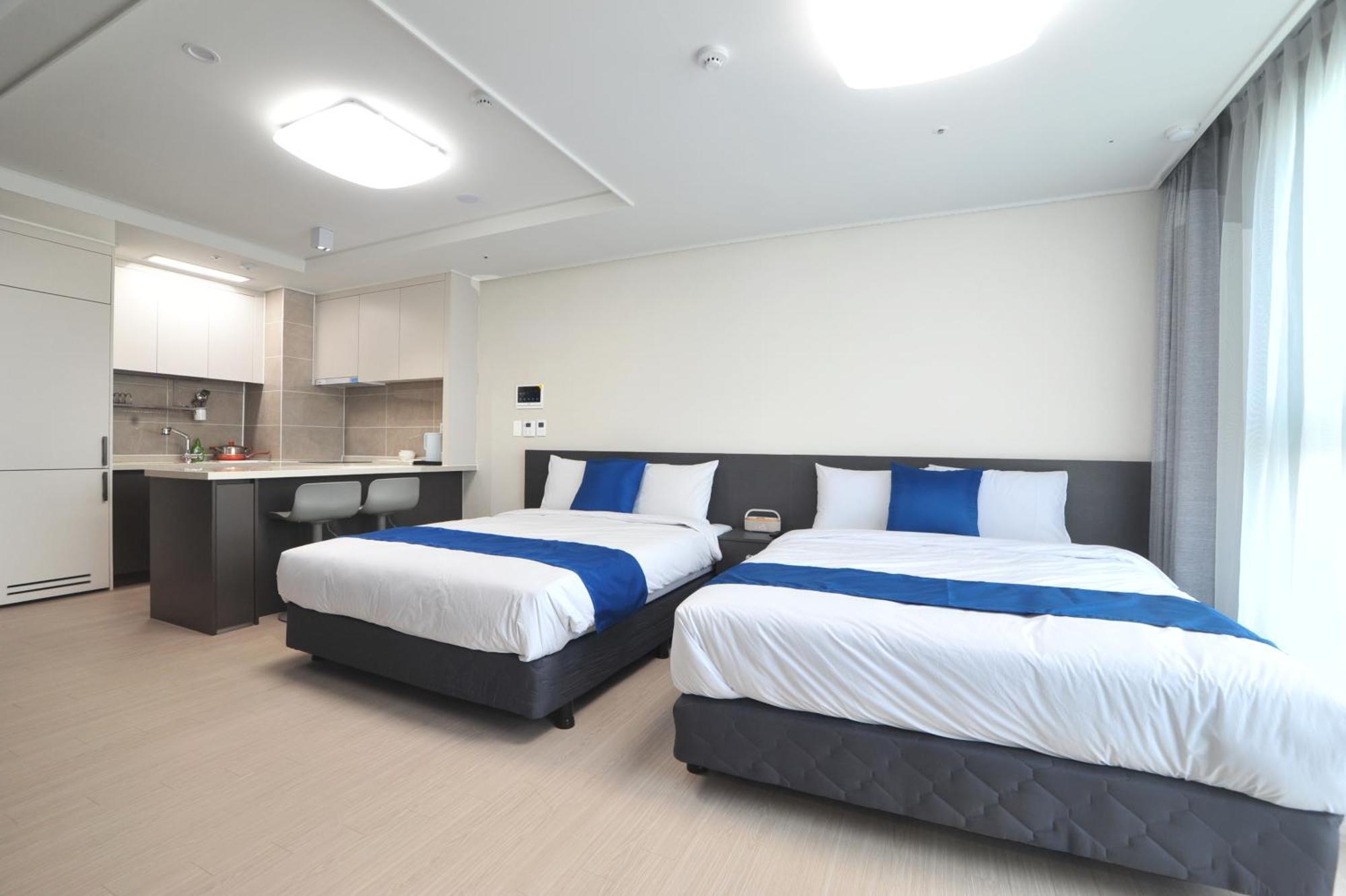 Coopstay Yeosu Hotel Exterior foto
