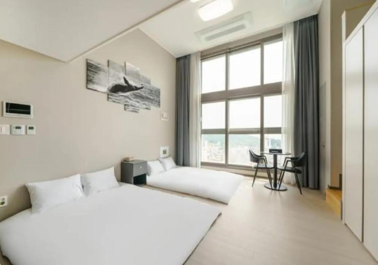 Coopstay Yeosu Hotel Exterior foto